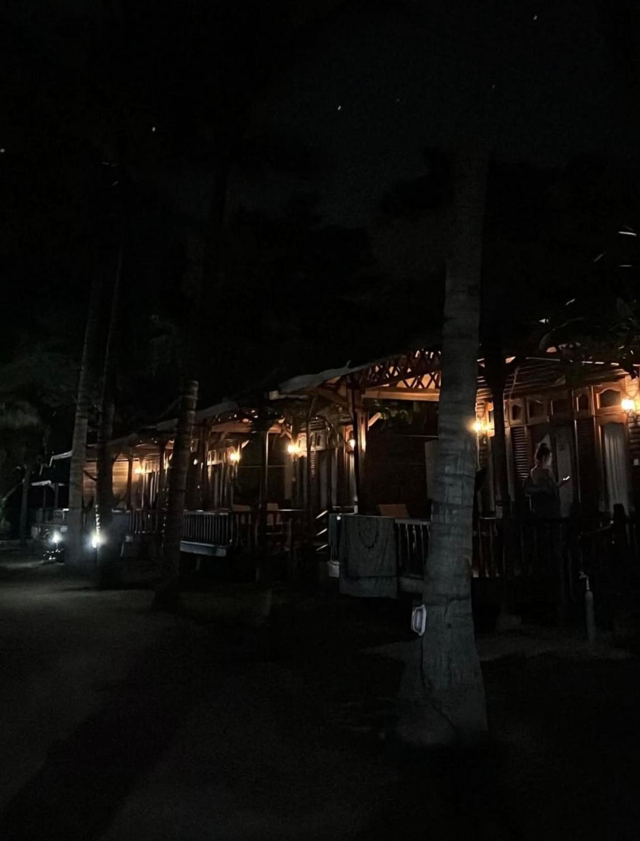 Bronze Bungalows Gili Meno Luaran gambar