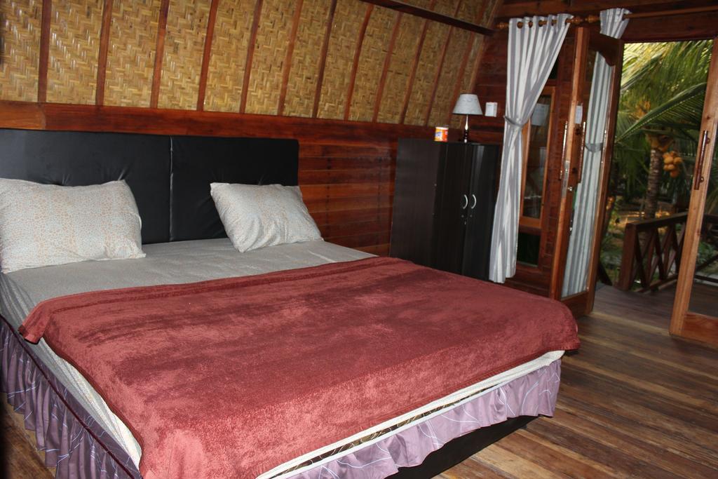 Bronze Bungalows Gili Meno Bilik gambar