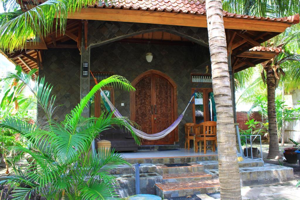 Bronze Bungalows Gili Meno Luaran gambar